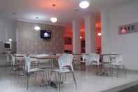 Bar, Cafe and Lounge Sapadia Guest House Bandung