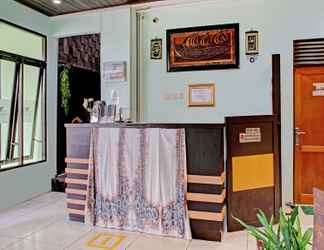 Sảnh chờ 2 OYO 90357 Shafwah Guesthouse Syariah