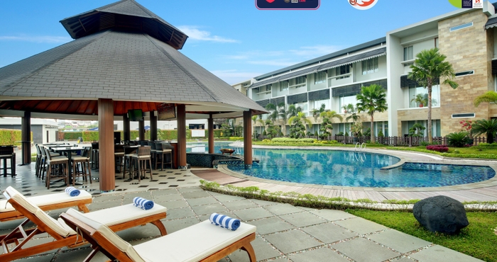 Swimming Pool Swiss-Belhotel Borneo Banjarmasin