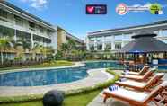 Swimming Pool 2 Swiss-Belhotel Borneo Banjarmasin