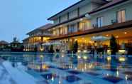 Swimming Pool 2 Hotel Bumi Tapos Convention Resort & Resto 