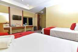 RedDoorz Plus near Mall Bali Galeria 2, SGD 20.15