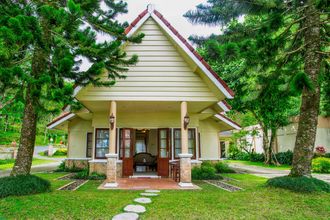 외관 4 Puri Indah Inn