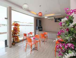 Lobby 2 Sky Inn Syariah Sei Kapuas 1 Medan