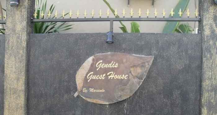 Bên ngoài Gendis Guest House