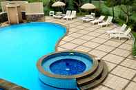 Kolam Renang Marbella Hotel Dago Bandung