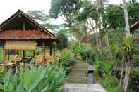 Exterior Tepi Sungai Guest House and Restaurant
