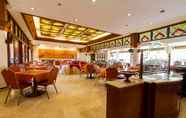 Nhà hàng 5 Pusako Hotel Bukittinggi 