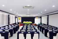 Functional Hall Comforta Hotel Dumai