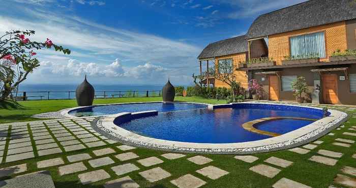 Kolam Renang De Sapphire Cliff Villa by Danapati