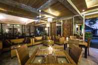 Bar, Cafe and Lounge Ecosfera Hotel