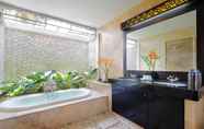 In-room Bathroom 5 Heliconia Villa