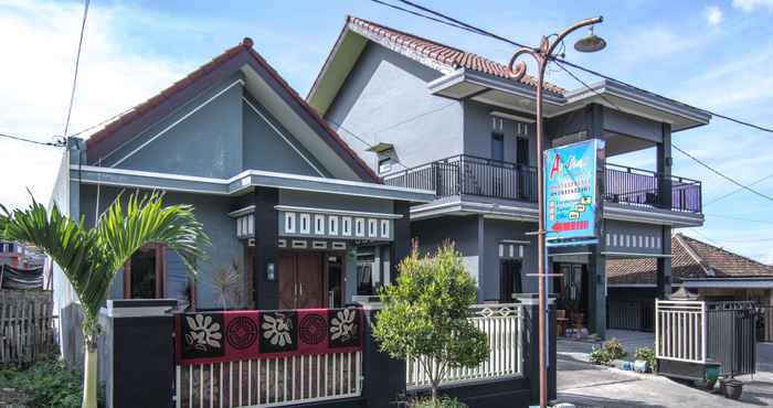 Bên ngoài Ardhas Homestay