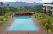 Kolam Renang 2 Jimmers Mountain Resort