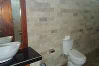 In-room Bathroom Villa Pahlengkong