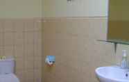 In-room Bathroom 4 Sinar Bali 2 Amed