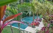 Swimming Pool 4 Desak Putu Putra Cottages