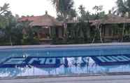 Kolam Renang 3 Vico Hotel