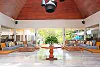 Lobby Away Bali Legian Camakila Resort