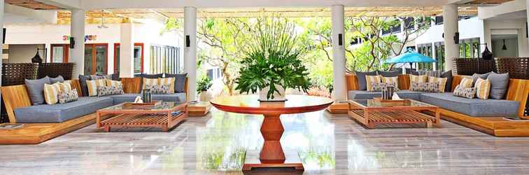 ล็อบบี้ Away Bali Legian Camakila Resort