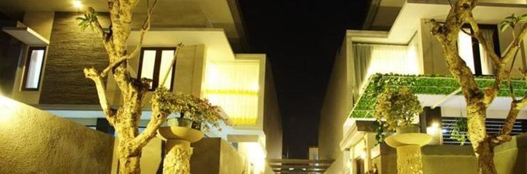 ภายนอกอาคาร The Nakula Villas