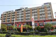 ภายนอกอาคาร Student Park Hotel