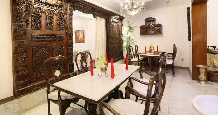 Restaurant Lombok Ethnic Guest House Bandung