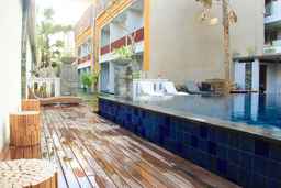 Transera Kamini Legian Hotel, Rp 460.000