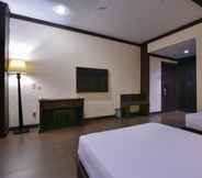 Bedroom 3 Sulthan Hotel International
