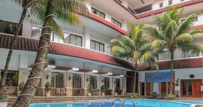 Swimming Pool Hotel Salak The Heritage