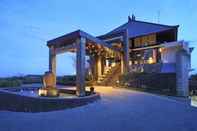 Lobby Ulu Segara Luxury Suites and Villas