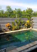 SWIMMING_POOL 