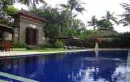 Swimming Pool 7 Villa Dewata 3
