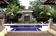 Kolam Renang 2 Villa Dewata 3