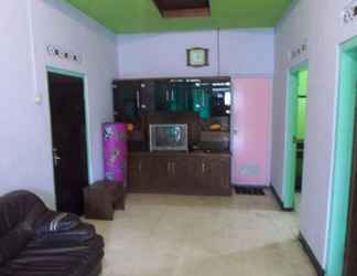 Lobby 2 Homestay Anggun 3 Gunung Bromo