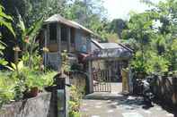 Exterior Pandan Homestay