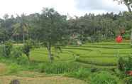 วิวและสถานที่ท่องเที่ยวใกล้เคียง 2 Pondok Lembah Dukuh Tirta Gangga