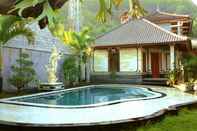 Lobby Bungalow Geringsing Candidasa