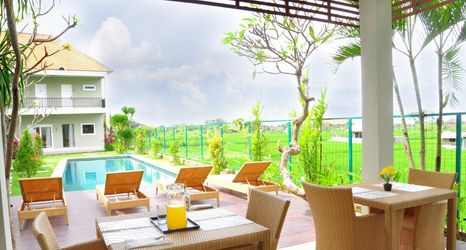 Lobby 2 Villa Tangtu Beach Inn