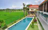 Swimming Pool 6 Villa Tangtu Beach Inn