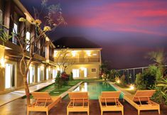 Swimming Pool 2 Villa Tangtu Beach Inn