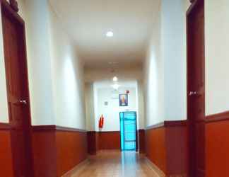 Lobi 2 Paradise Hotel Tanjung Pinang