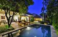 Swimming Pool 2 The Yubi Boutique Villas Seminyak