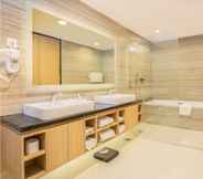 In-room Bathroom 6 Swiss Belhotel Papua Jayapura