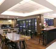 Restaurant 5 ​Grand Citihub Hotel @Kartini