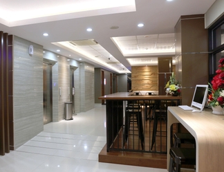 Lobby 2 ​Grand Citihub Hotel @Kartini