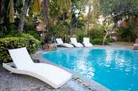 Kolam Renang Panorama Cottages I