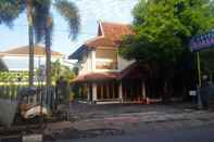 Bangunan Hotel Limaran 1 