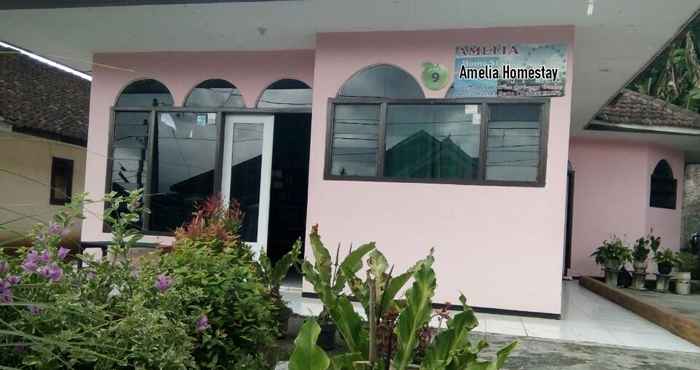 Bangunan 3 Bedroom at Amelia Homestay Batu