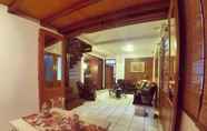 Lobby 7 BUMI RESIK 2 BEDROOMS GUESTHOUSE